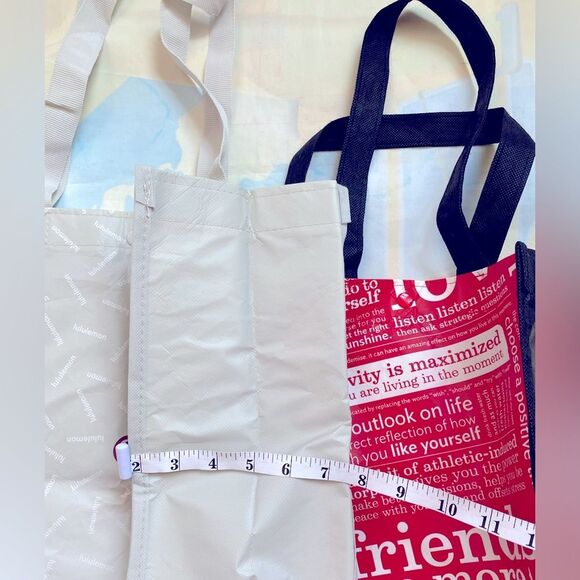 Lululemon Lot of 2 Reusable Shopping Gift Bag Totes Large Small Red / White - Picture 9 of 14